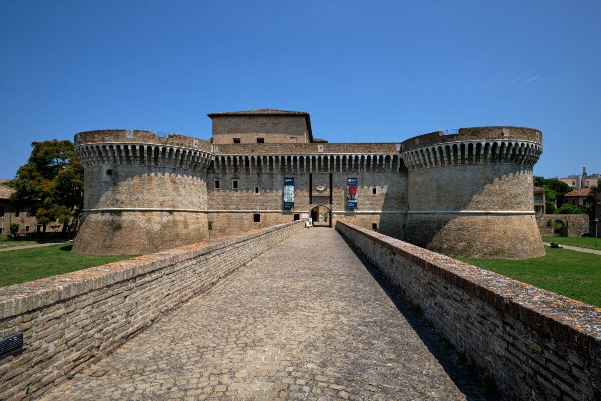 Tour guidato di Senigallia: i luoghi della signoria Della Rovere Tour guidato di Senigallia: i luoghi della signoria Della Rovere desktop picture