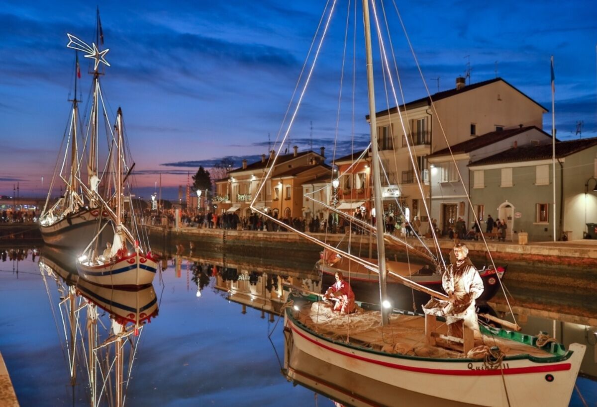 Visita al Presepe della Marineria e Cena di Pesce a Cesenatico Visita al Presepe della Marineria e Cena di Pesce a Cesenatico desktop picture