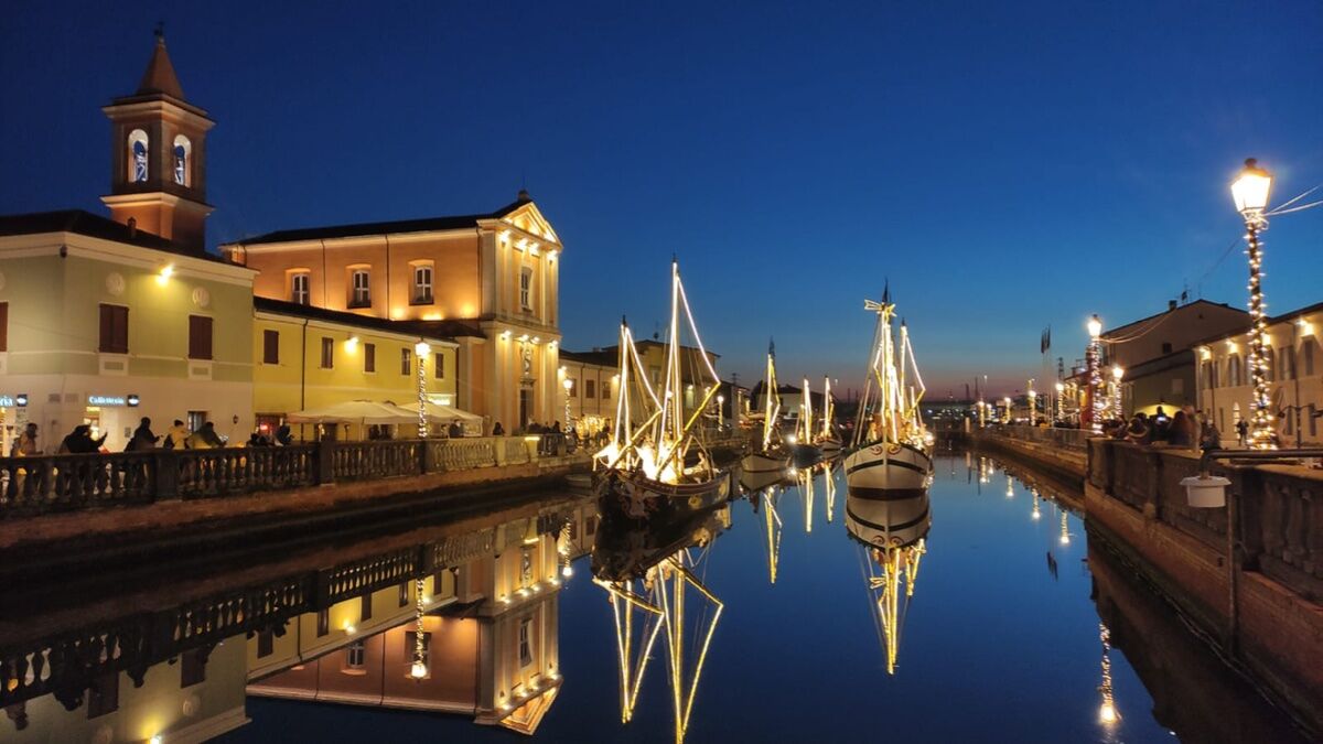 Visita al Presepe della Marineria e Cena di Pesce a Cesenatico Visita al Presepe della Marineria e Cena di Pesce a Cesenatico desktop picture