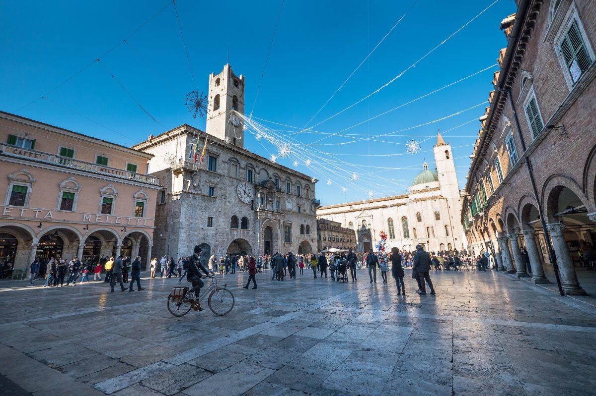 Passeggiata con Aperitivo tra le perle medievali di Ascoli Piceno Passeggiata con Aperitivo tra le perle medievali di Ascoli Piceno desktop picture