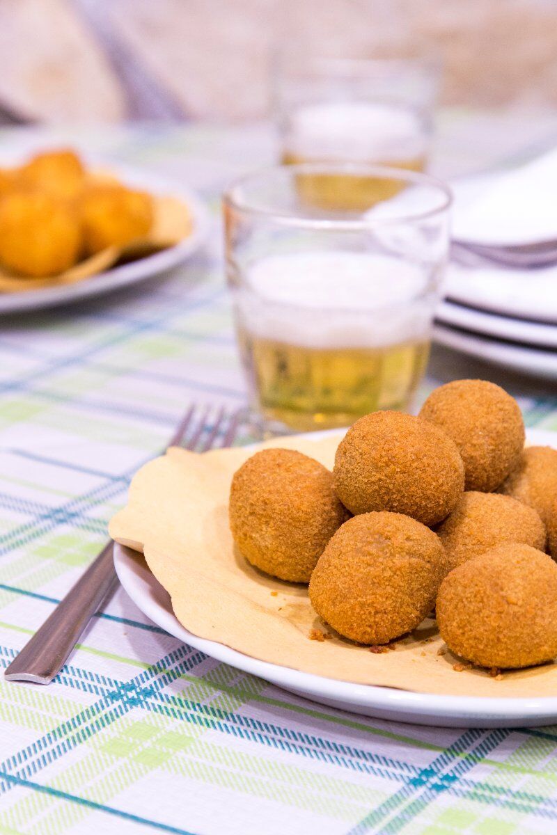 Passeggiata con Aperitivo tra le perle medievali di Ascoli Piceno Passeggiata con Aperitivo tra le perle medievali di Ascoli Piceno desktop picture