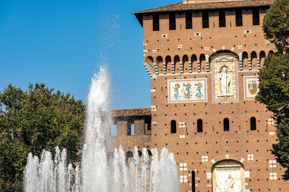 Castello Sforzesco: gli esterni, storia e architettura Castello Sforzesco: gli esterni, storia e architettura desktop picture