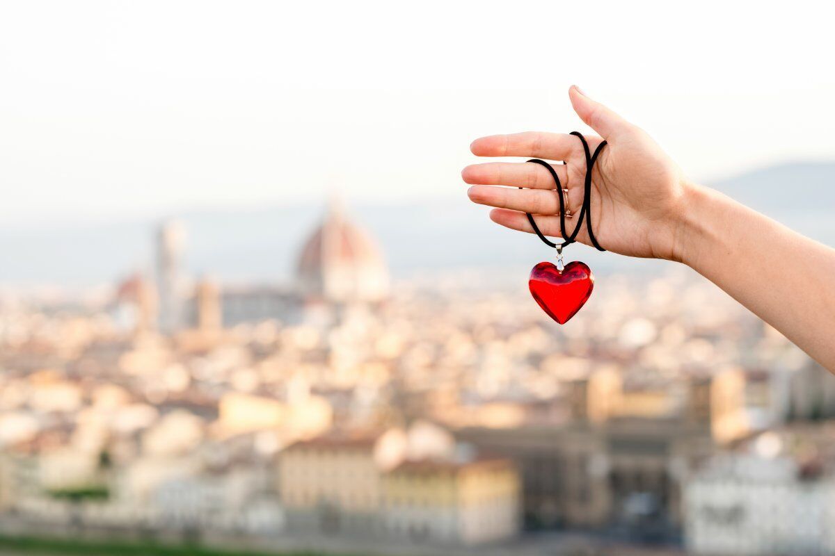Firenze romantica: passeggiata tra amori e intrighi desktop picture