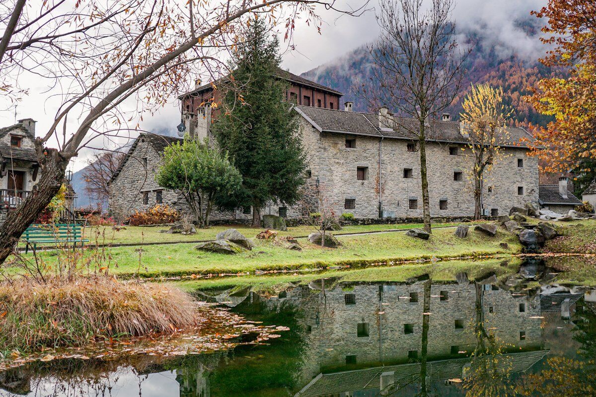 Escursione tra i magici Presepi della Riviera Antigoriana Escursione tra i magici Presepi della Riviera Antigoriana desktop picture