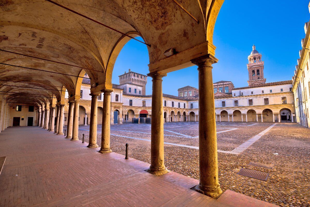 Caccia al tesoro di Pasquetta a Mantova, gioiello del Rinascimento desktop picture