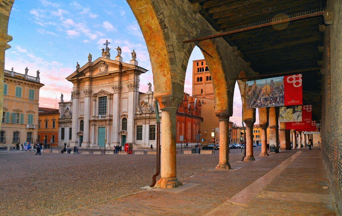 Caccia al tesoro di Pasquetta a Mantova, gioiello del Rinascimento desktop picture