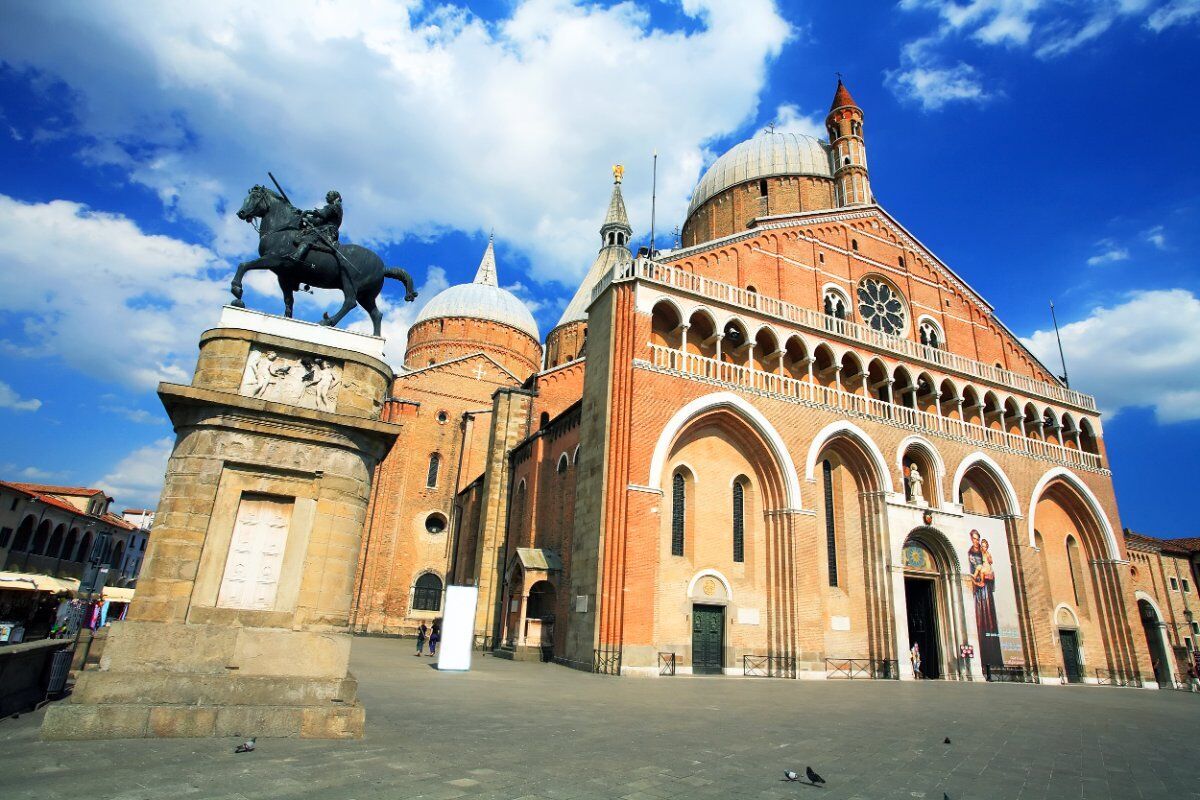 Caccia al Tesoro a Padova, la città dei tre senza! desktop picture