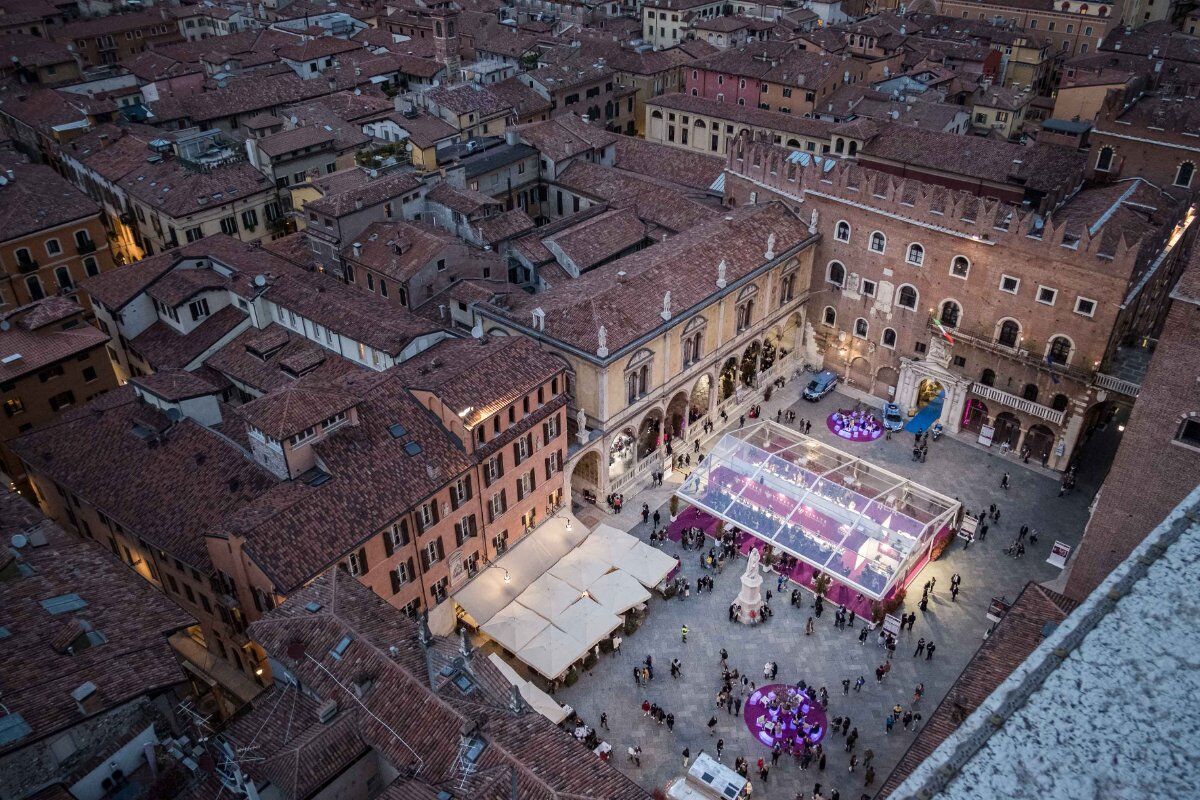 Meeters & Vinitaly and The City: Tour a Verona tra osterie e degustazioni desktop picture