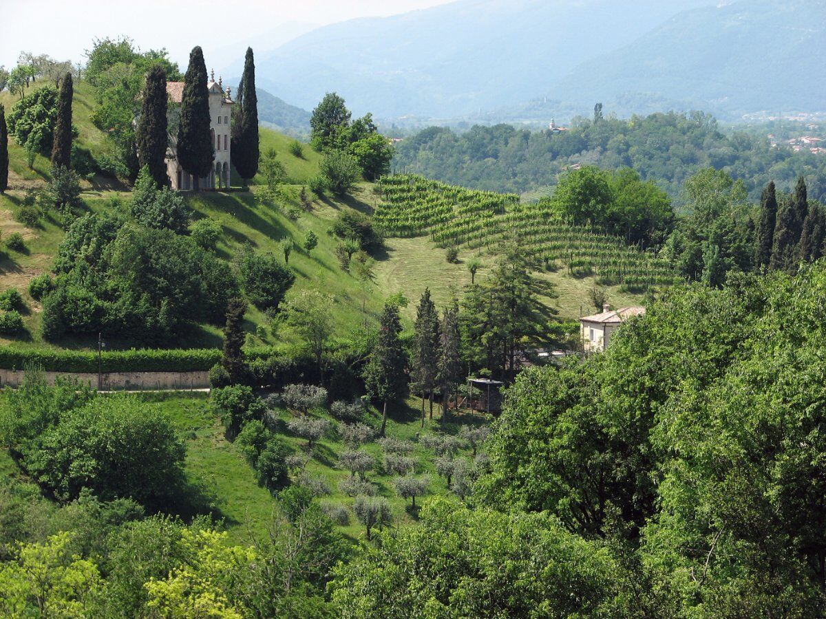 Escursione panoramica sui colli di Asolo Escursione panoramica sui colli di Asolo desktop picture
