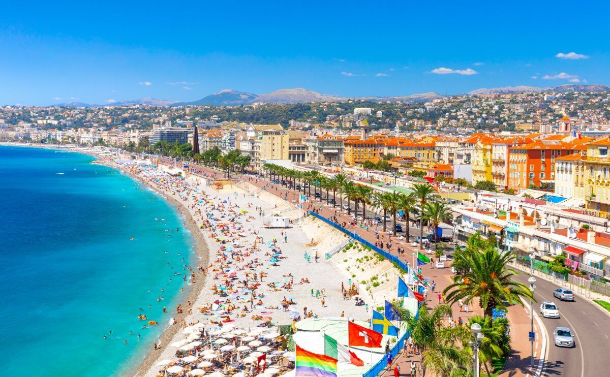 Carnevale in Costa Azzurra: Nizza e la Festa dei Limoni a Mentone desktop picture