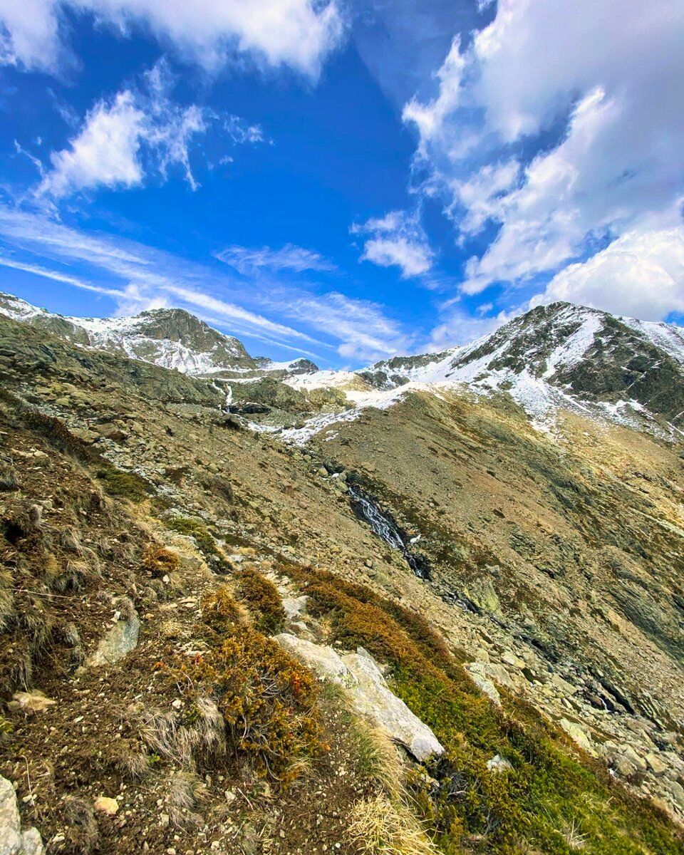 Alla scoperta dell'Alpe d'Ovarda sulle montagne torinesi desktop picture