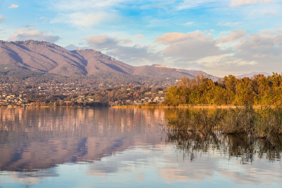 Workshop di fotografia, seconda uscita: la luce sul Lago di Varese Workshop di fotografia, seconda uscita: la luce sul Lago di Varese desktop picture