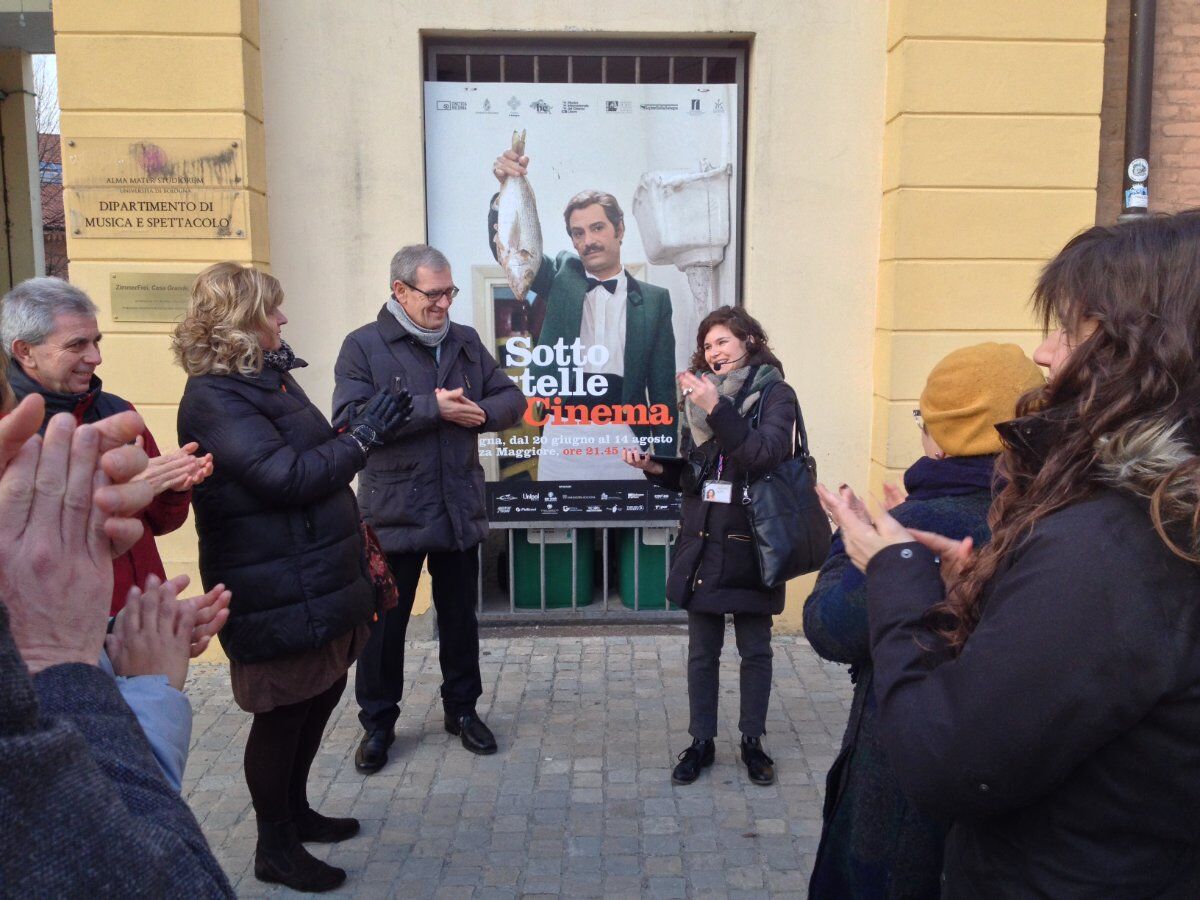 Bologna e il cinema: tour cinefilo dalle Due Torri a Piazza Maggiore Bologna e il cinema: tour cinefilo dalle Due Torri a Piazza Maggiore desktop picture