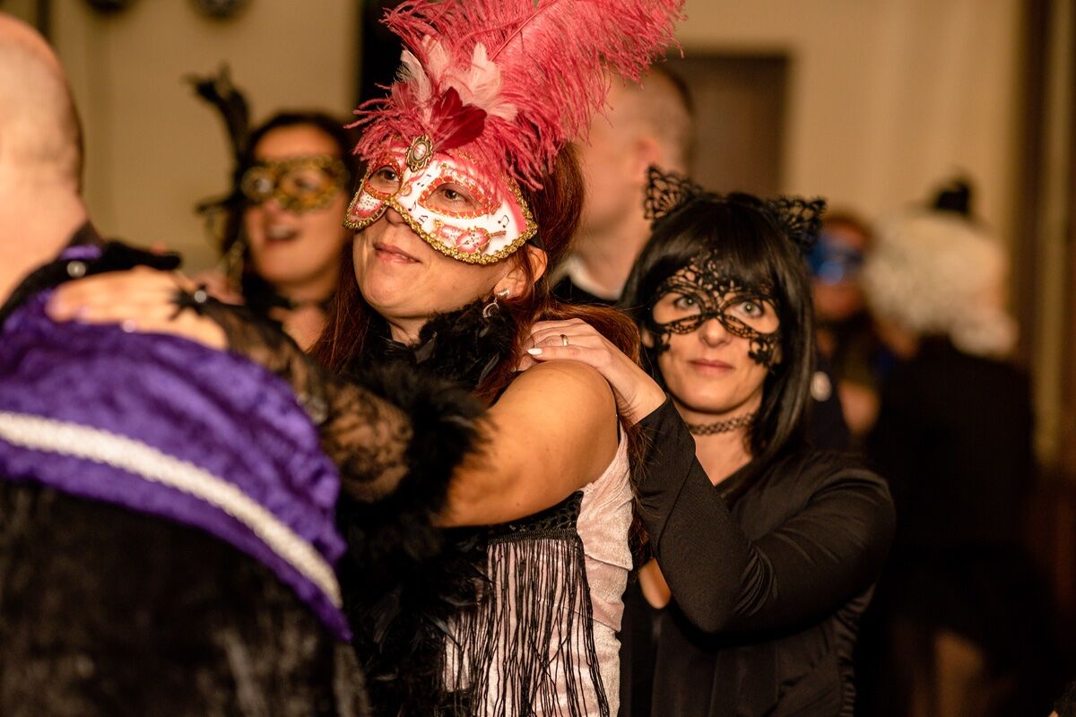 Serata di Carnevale in maschera a Rivoli desktop picture