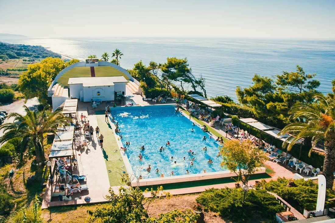 Vacanza Genitori Single in Puglia a Rodi Garganico con Pensione Completa Vacanza Genitori Single in Puglia a Rodi Garganico con Pensione Completa desktop picture