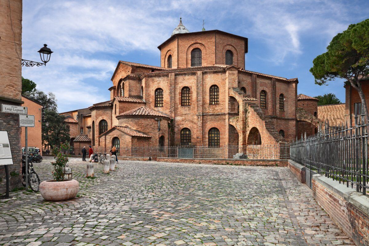 Tour guidato di Ravenna: i mosaici più belli del mondo desktop picture