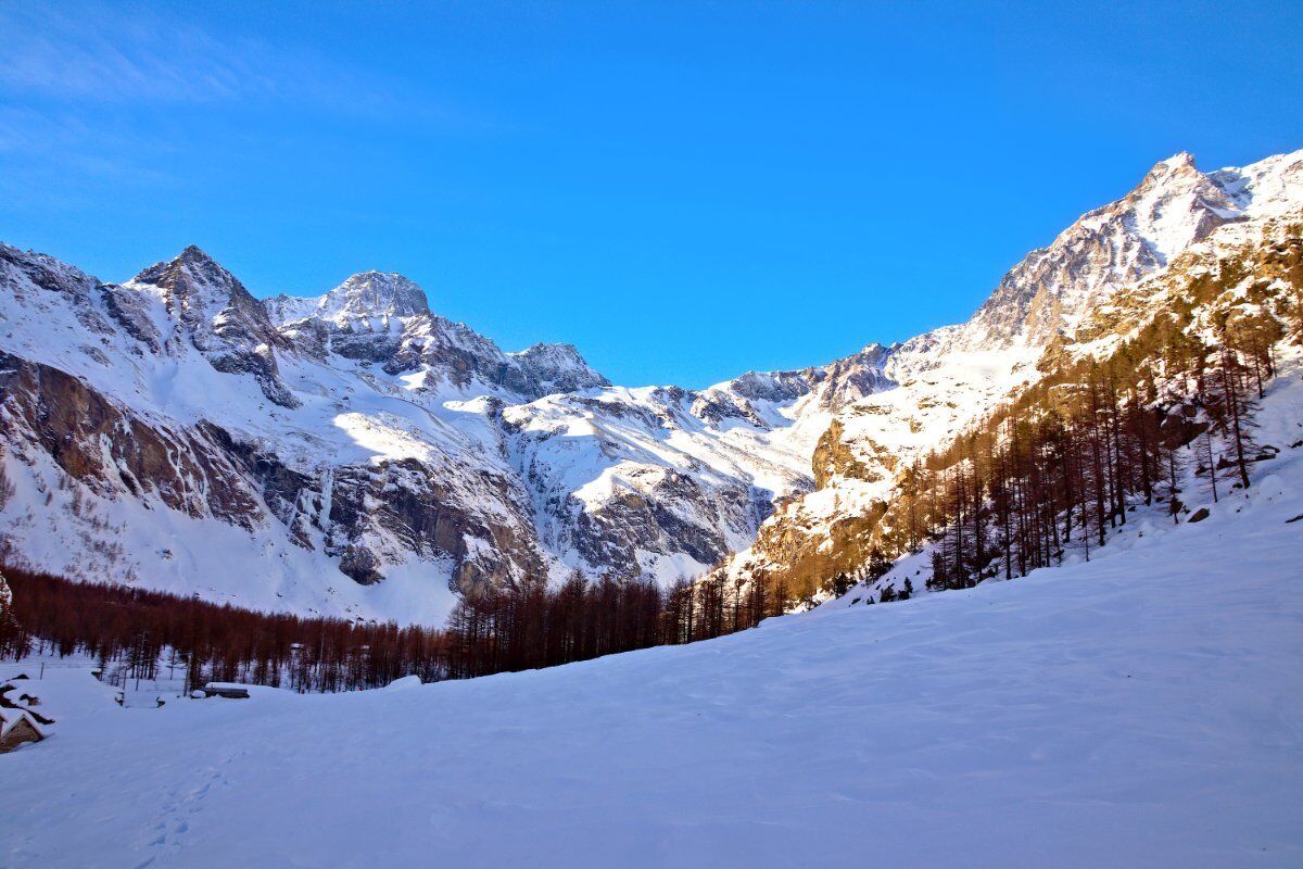 Trekking nel meraviglioso altopiano di Pian della Mussa Trekking nel meraviglioso altopiano di Pian della Mussa desktop picture