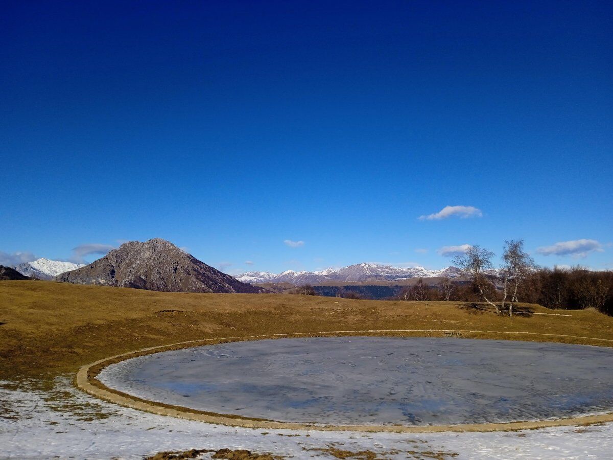 Da Carenno al laghetto del Pertús: tra faggete e panorami mozzafiato desktop picture