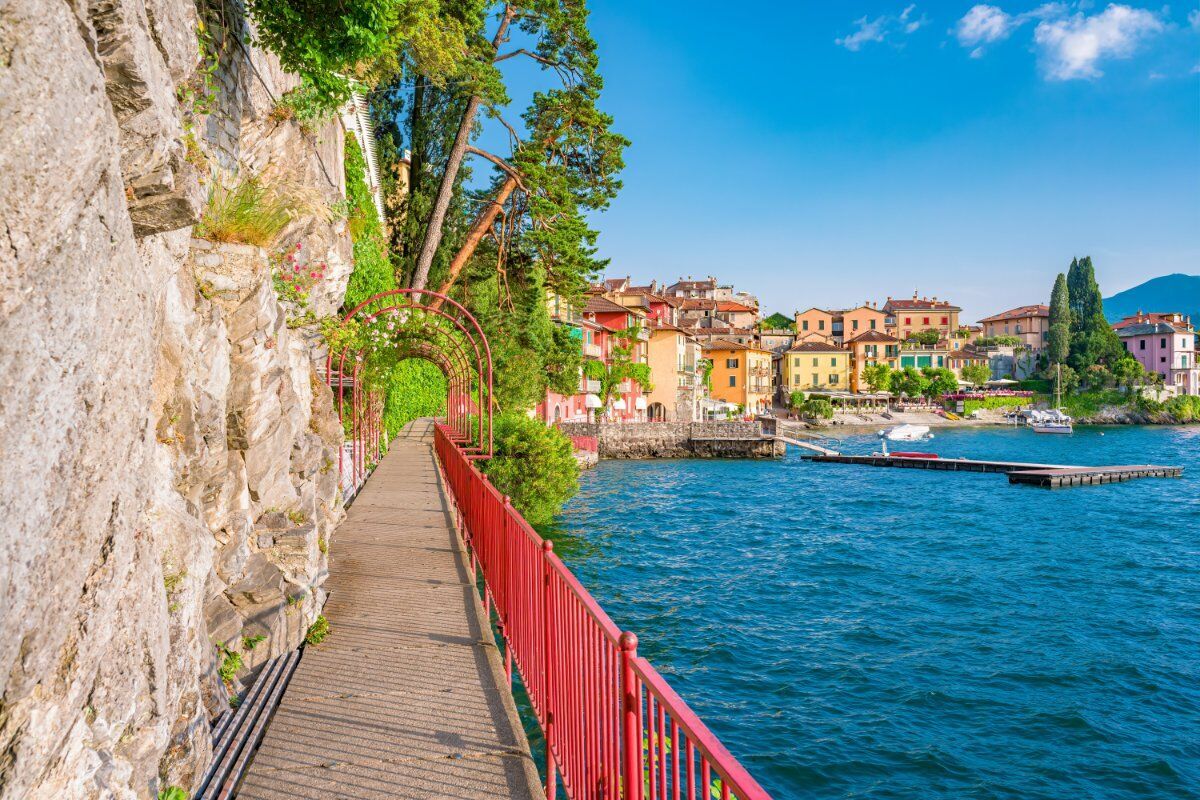 Le perle del Lago di Como: Varenna e Bellagio desktop picture