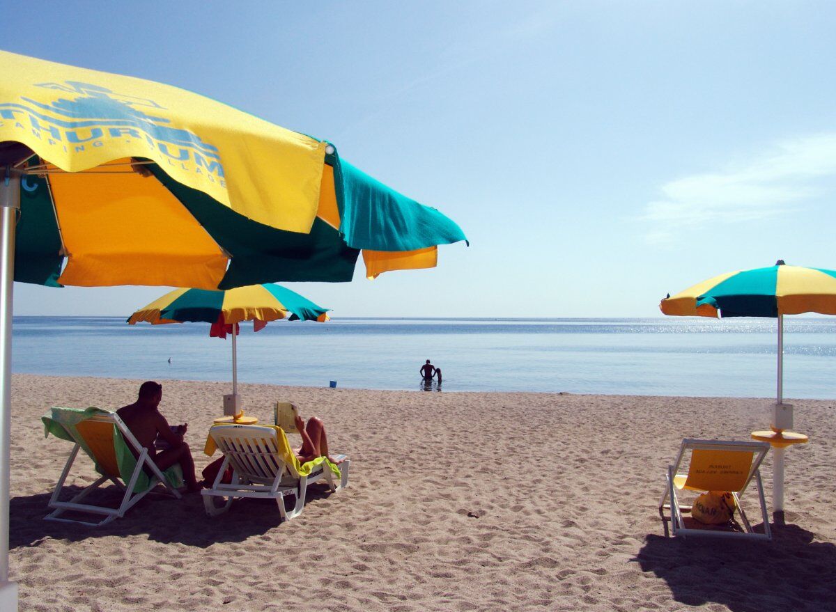 Vacanza Genitori Single in Calabria al Villaggio Camping Thurium - Casetta con 4 posti letto Vacanza Genitori Single in Calabria al Villaggio Camping Thurium - Casetta con 4 posti letto desktop picture