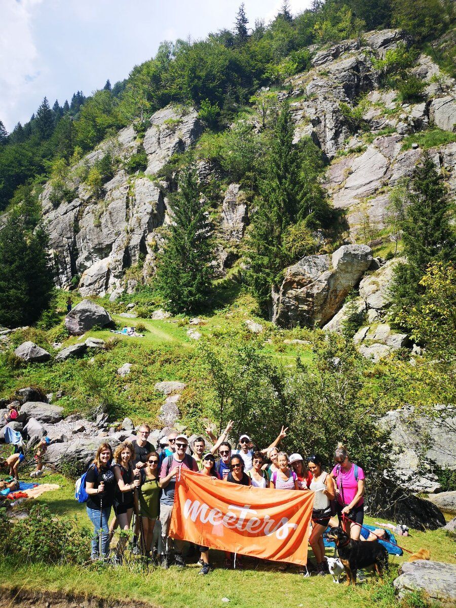 Trekking attraverso la Val Sanguigno fino al rifugio Gianpace Trekking attraverso la Val Sanguigno fino al rifugio Gianpace desktop picture