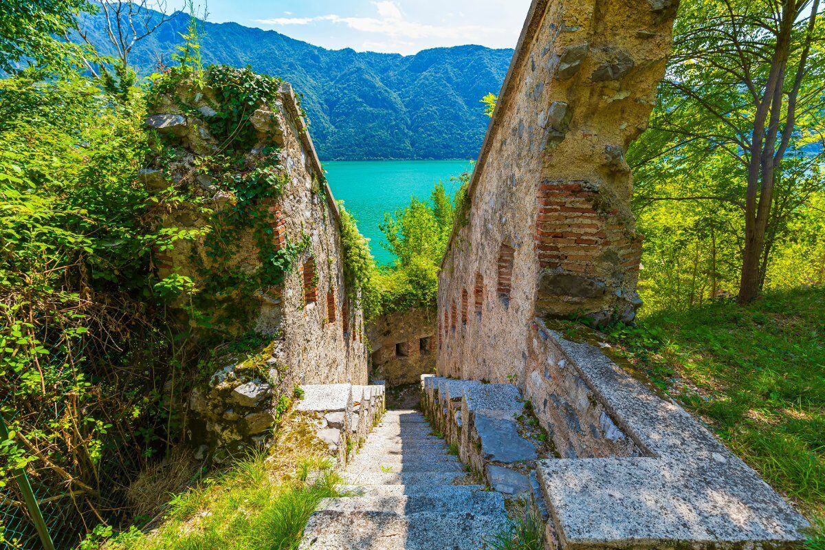 Escursione panoramica sul Lago d'Idro desktop picture