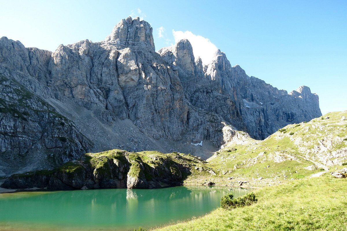 Val di Zoldo: Trekking al laghetto del Vach e al borgo di Colcerver Val di Zoldo: Trekking al laghetto del Vach e al borgo di Colcerver desktop picture