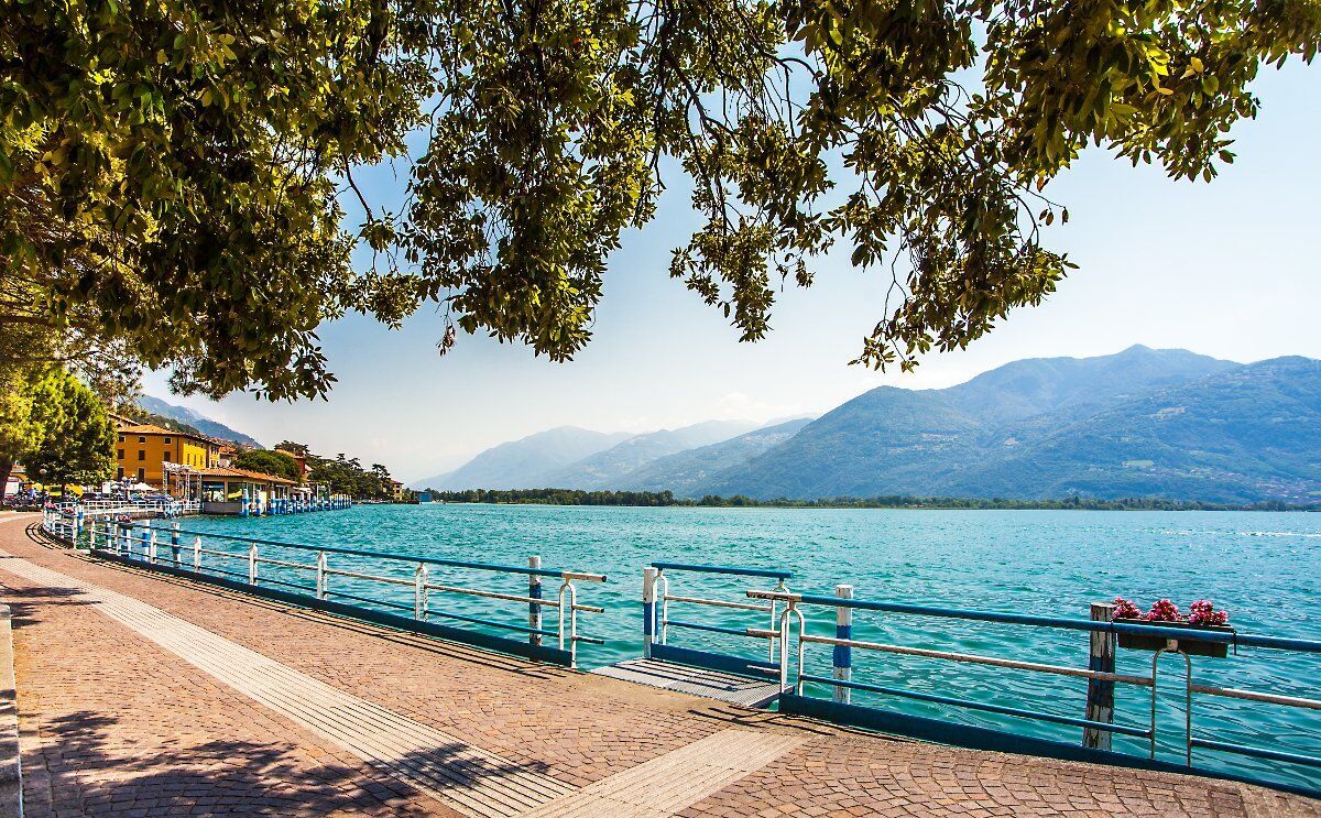 Bike tour con degustazione tra il Lago d’Iseo e i vigneti della Franciacorta Bike tour con degustazione tra il Lago d’Iseo e i vigneti della Franciacorta desktop picture