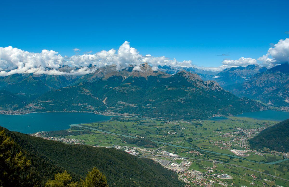 Camminata con meditazione attiva del Cuore sui monti del Lago di Como desktop picture