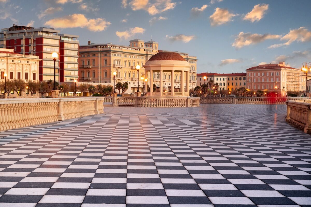 Aperitivo tra Sconosciuti a Livorno Aperitivo tra Sconosciuti a Livorno desktop picture