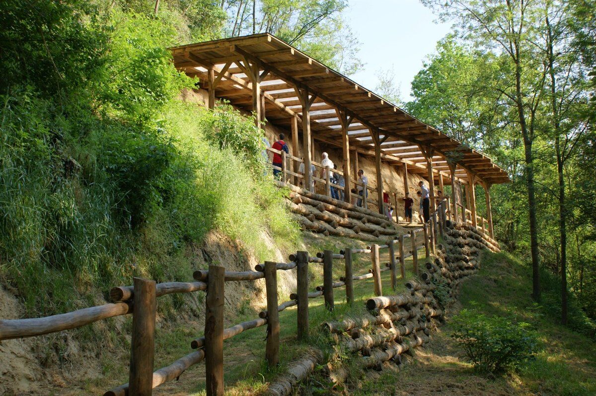 Escursione ad anello a Cinaglio: tra natura e storia Escursione ad anello a Cinaglio: tra natura e storia desktop picture