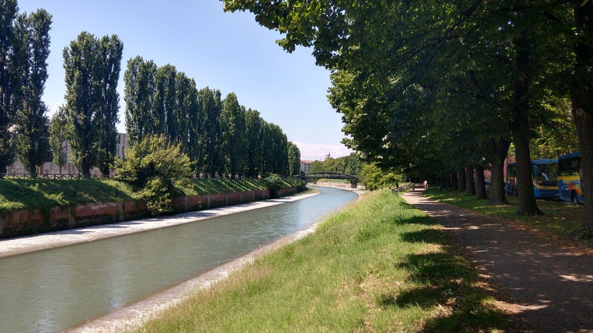 Passeggiata da Torino Nord al Centro: attraverso parchi e torrenti desktop picture
