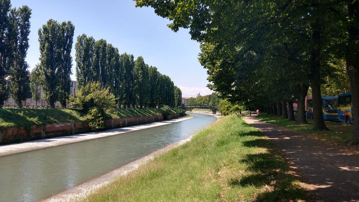 Passeggiata da Torino Nord al Centro: attraverso parchi e torrenti Passeggiata da Torino Nord al Centro: attraverso parchi e torrenti desktop picture