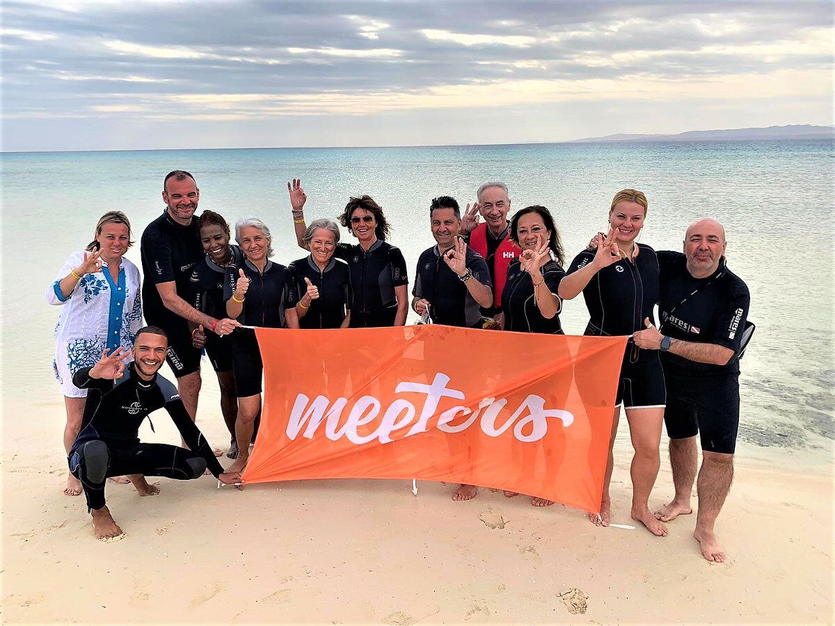 Incontriamoci online: i Viaggi di Pasqua Meeters Incontriamoci online: i Viaggi di Pasqua Meeters desktop picture