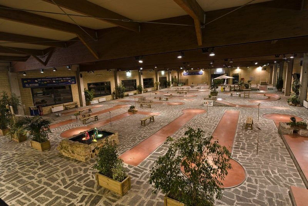 Partita a Minigolf con aperitivo in Brianza Partita a Minigolf con aperitivo in Brianza desktop picture