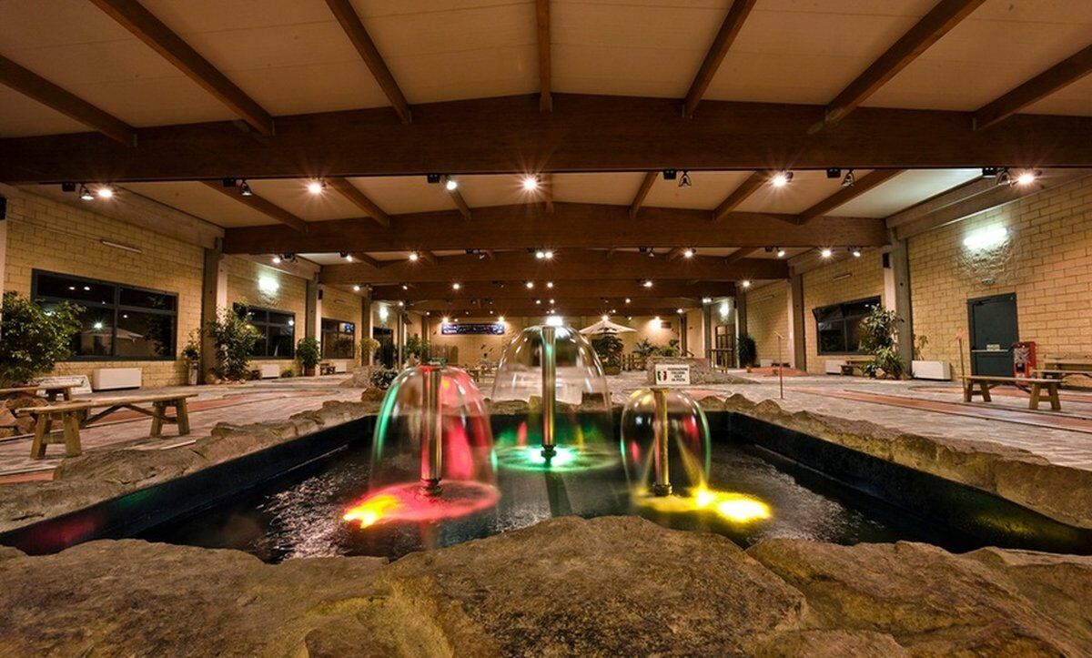 Partita a Minigolf con aperitivo in Brianza Partita a Minigolf con aperitivo in Brianza desktop picture