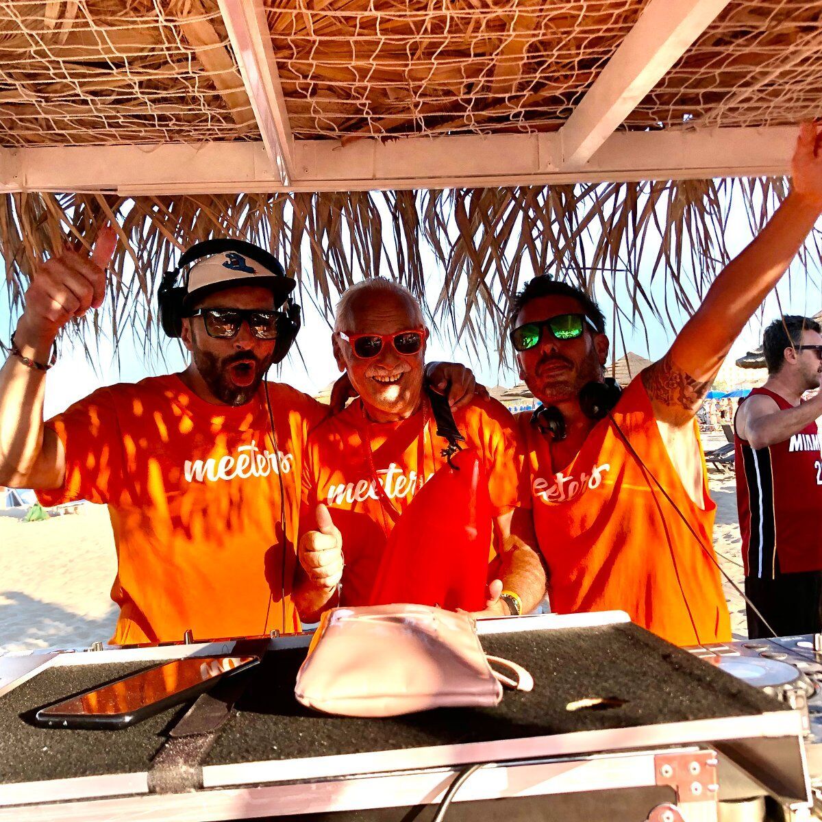 Orange Beach Party a Rimini: Speciale Pasqua Orange Beach Party a Rimini: Speciale Pasqua desktop picture