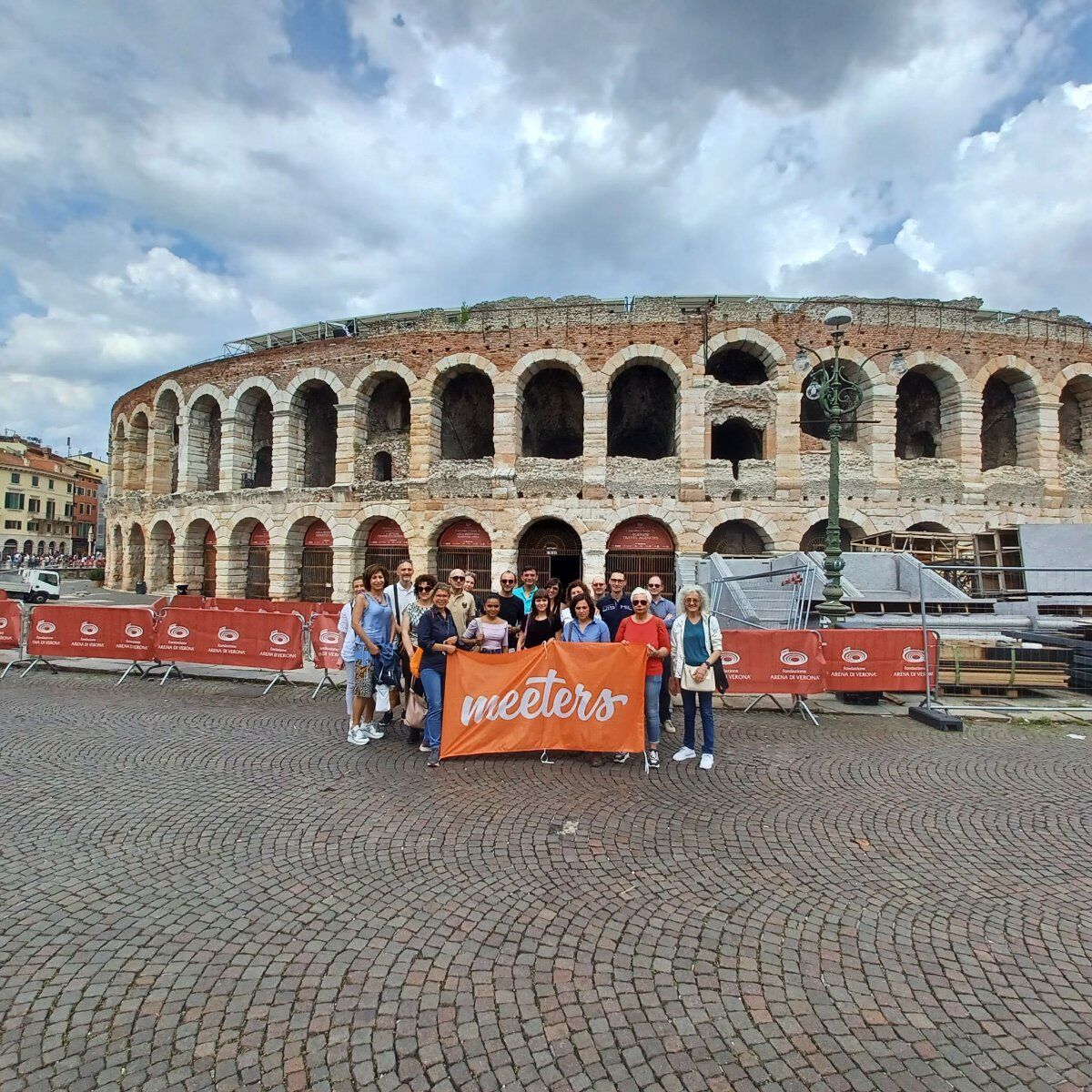 Tour guidato a Verona: osterie, caffè storici e degustazioni desktop picture