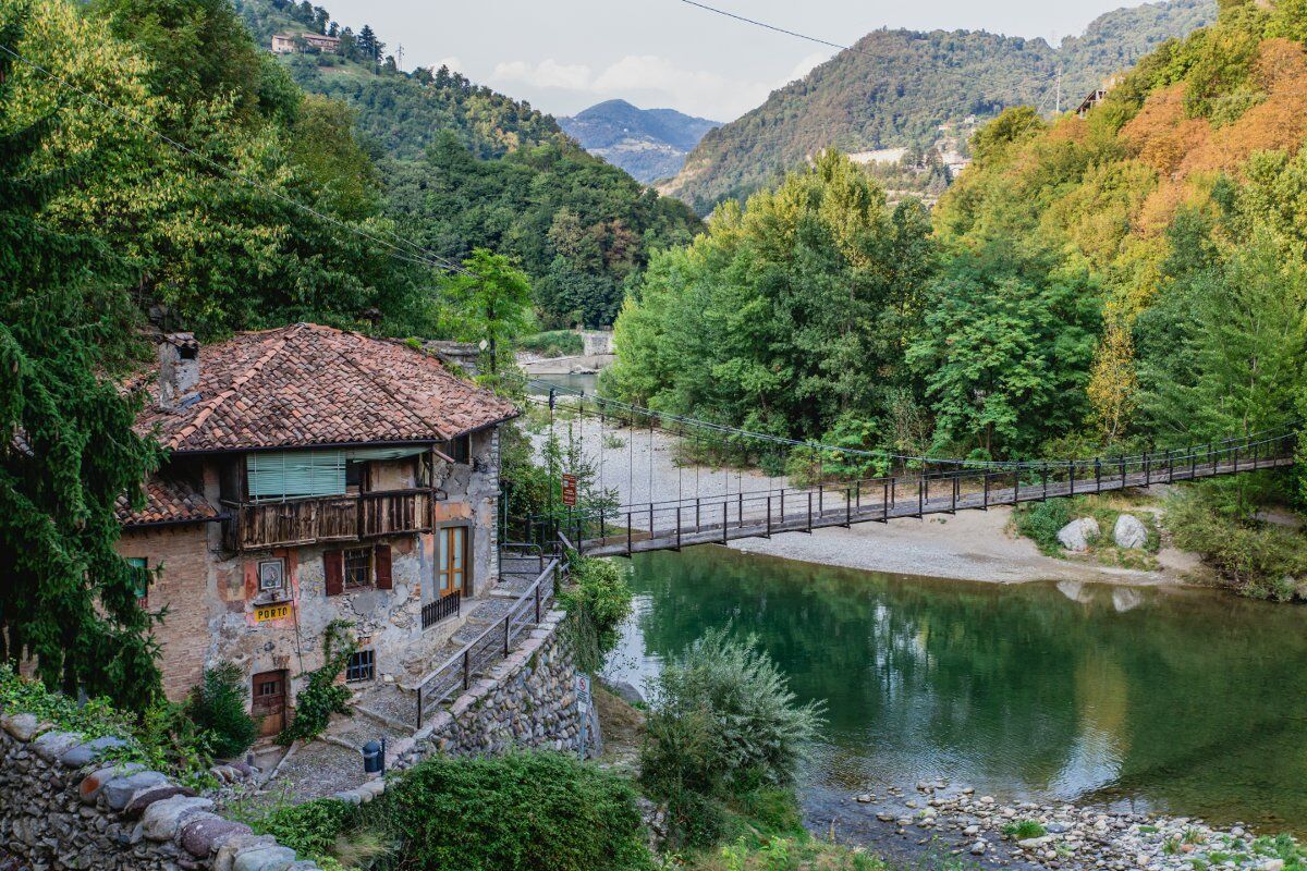 Trekking dei Ponti tra i Borghi della Bergamasca desktop picture