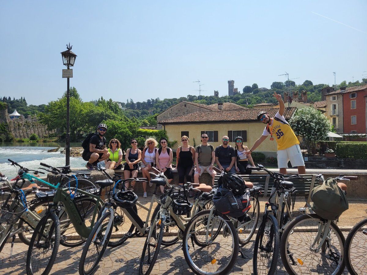E-Bike Tour da Peschiera del Garda a Borghetto sul Mincio E-Bike Tour da Peschiera del Garda a Borghetto sul Mincio desktop picture