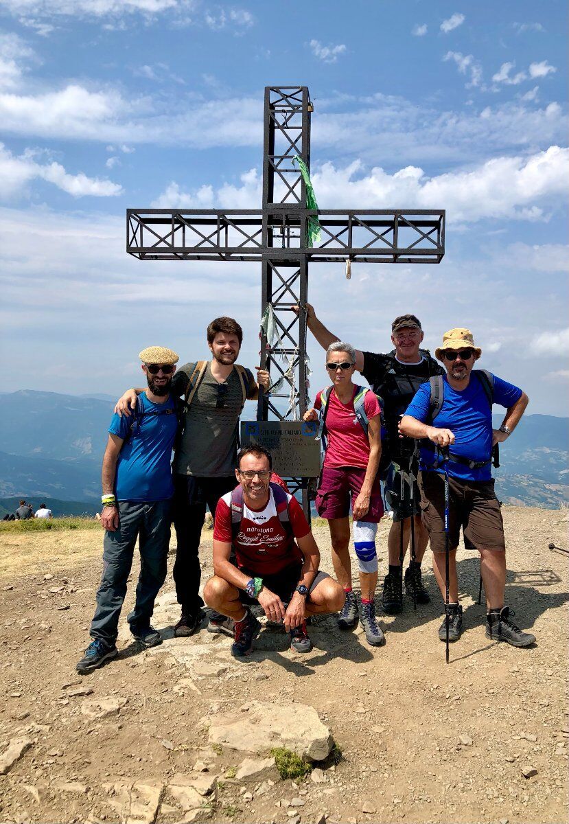 Trekking dal lago Calamone al Monte Ventasso con Pranzo in rifugio desktop picture