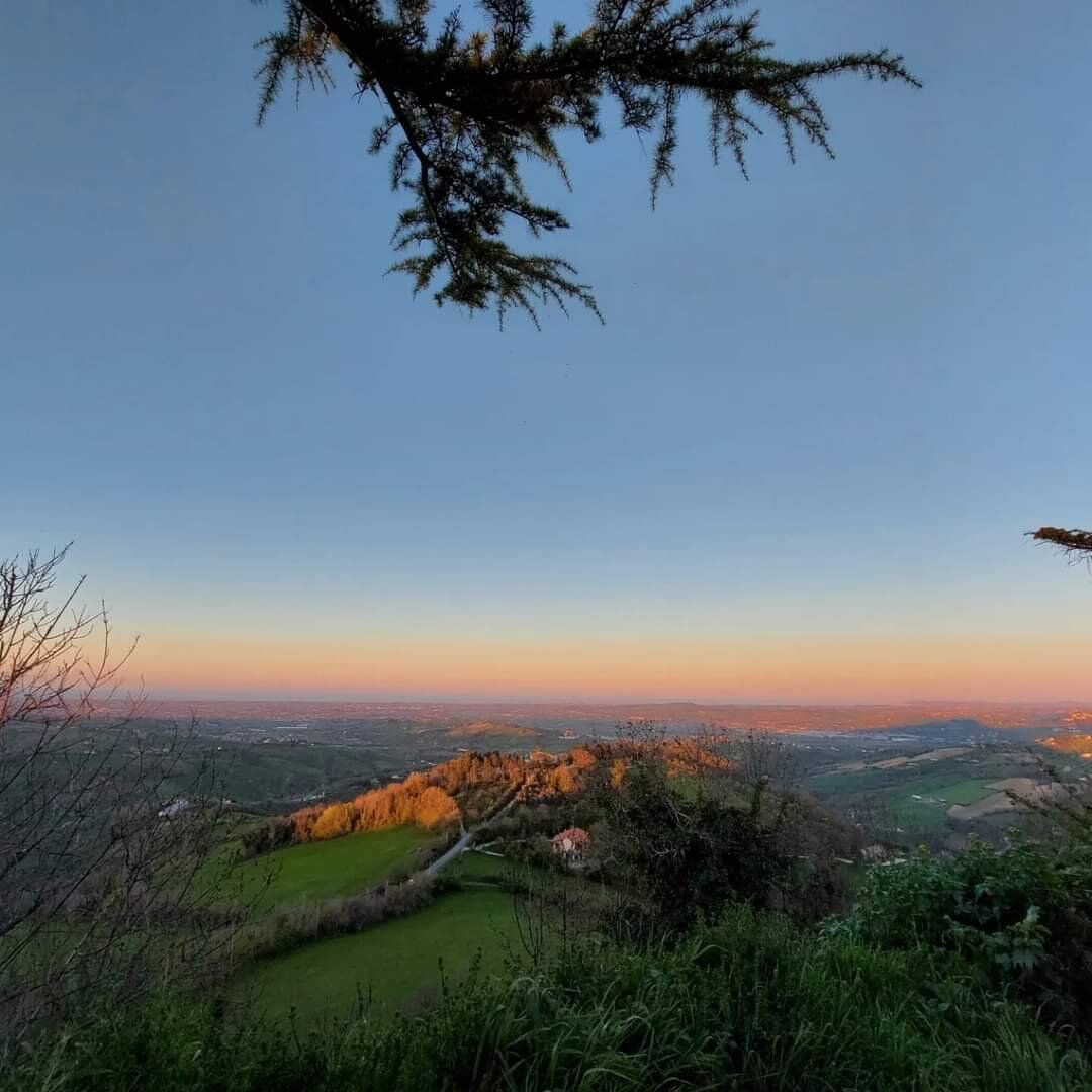 Escursione a San Giovanni in Galilea: il sentiero di Garibaldi desktop picture