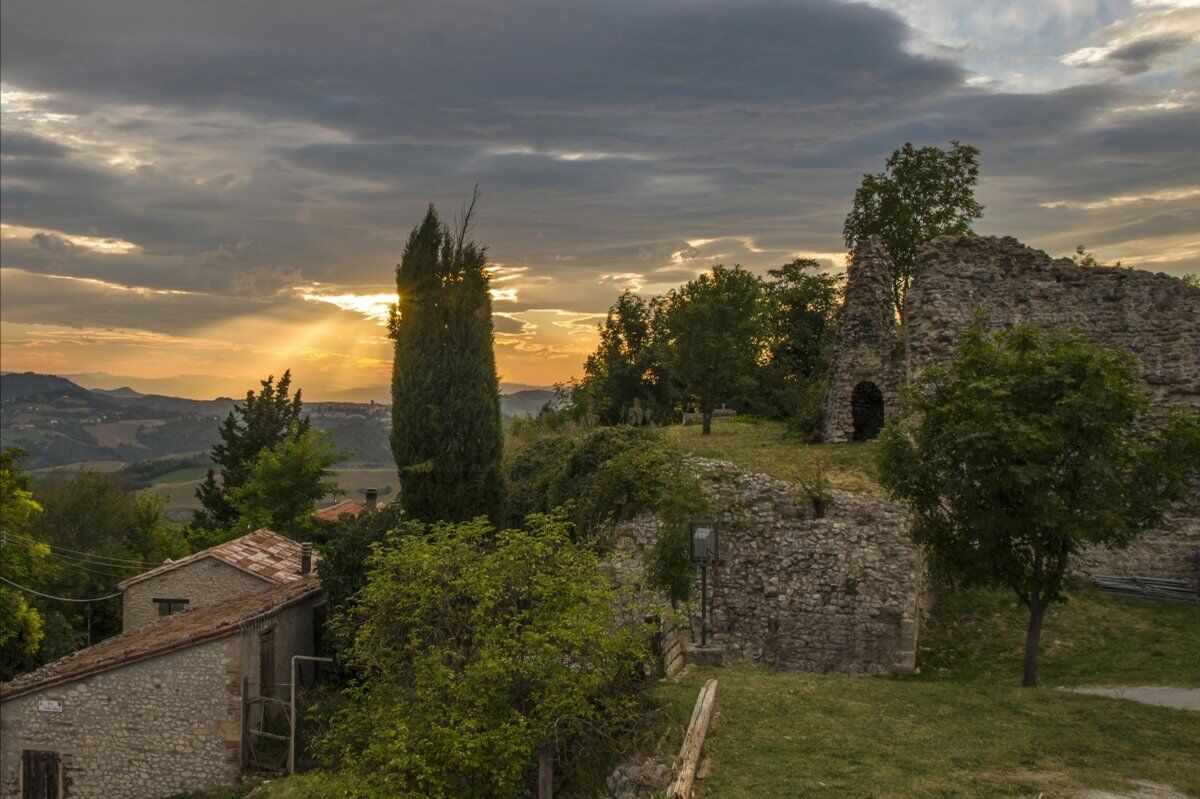 Escursione a San Giovanni in Galilea: il sentiero di Garibaldi desktop picture