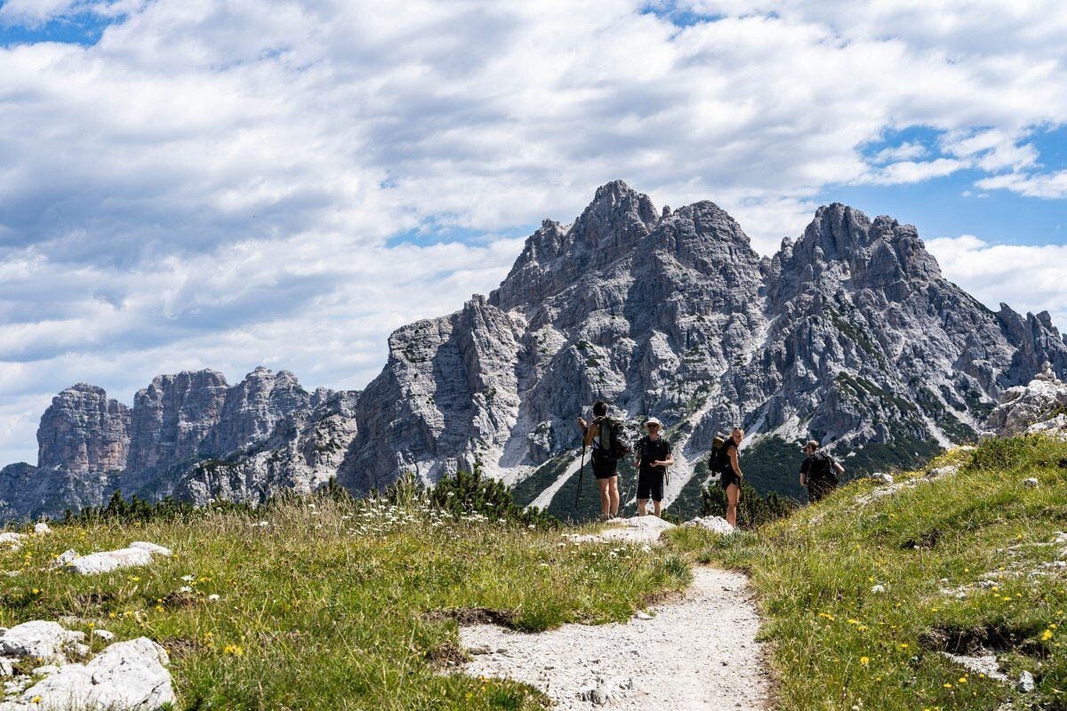 Escursione nel Parco delle Dolomiti Bellunesi: il Pramperet Escursione nel Parco delle Dolomiti Bellunesi: il Pramperet desktop picture