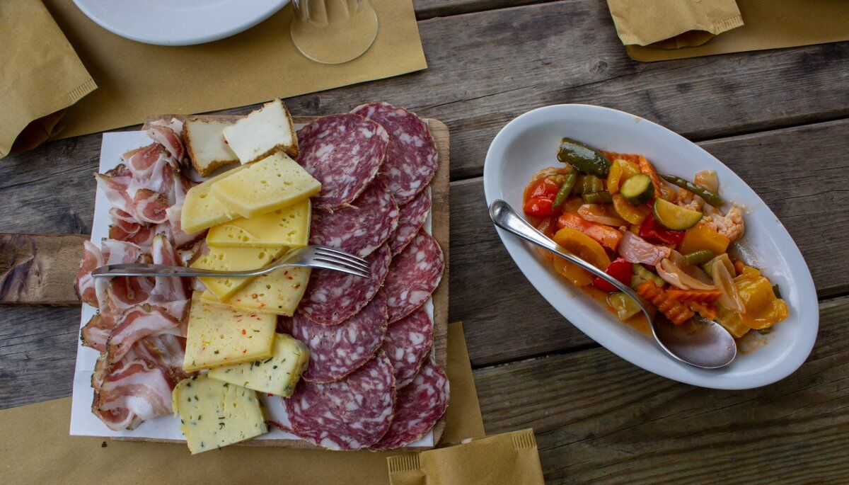 Alla scoperta della Val di Zoldo: dal Rifugio Soralsass al Grande Belvedere Alla scoperta della Val di Zoldo: dal Rifugio Soralsass al Grande Belvedere desktop picture