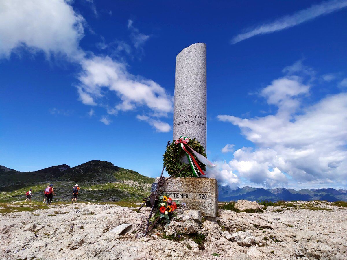 I luoghi della Grande Guerra: escursione a Cima Caldiera e al Monte Ortigara I luoghi della Grande Guerra: escursione a Cima Caldiera e al Monte Ortigara desktop picture