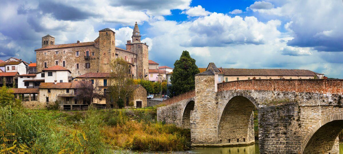 Trekking sui crinali della Langa Astigiana: il Giro delle Cinque Torri Trekking sui crinali della Langa Astigiana: il Giro delle Cinque Torri desktop picture