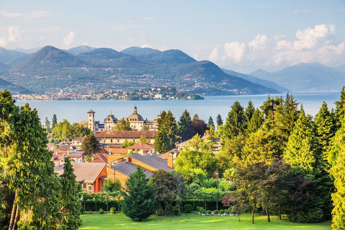 Camminata panoramica alla scoperta delle frazioni di Stresa Camminata panoramica alla scoperta delle frazioni di Stresa desktop picture