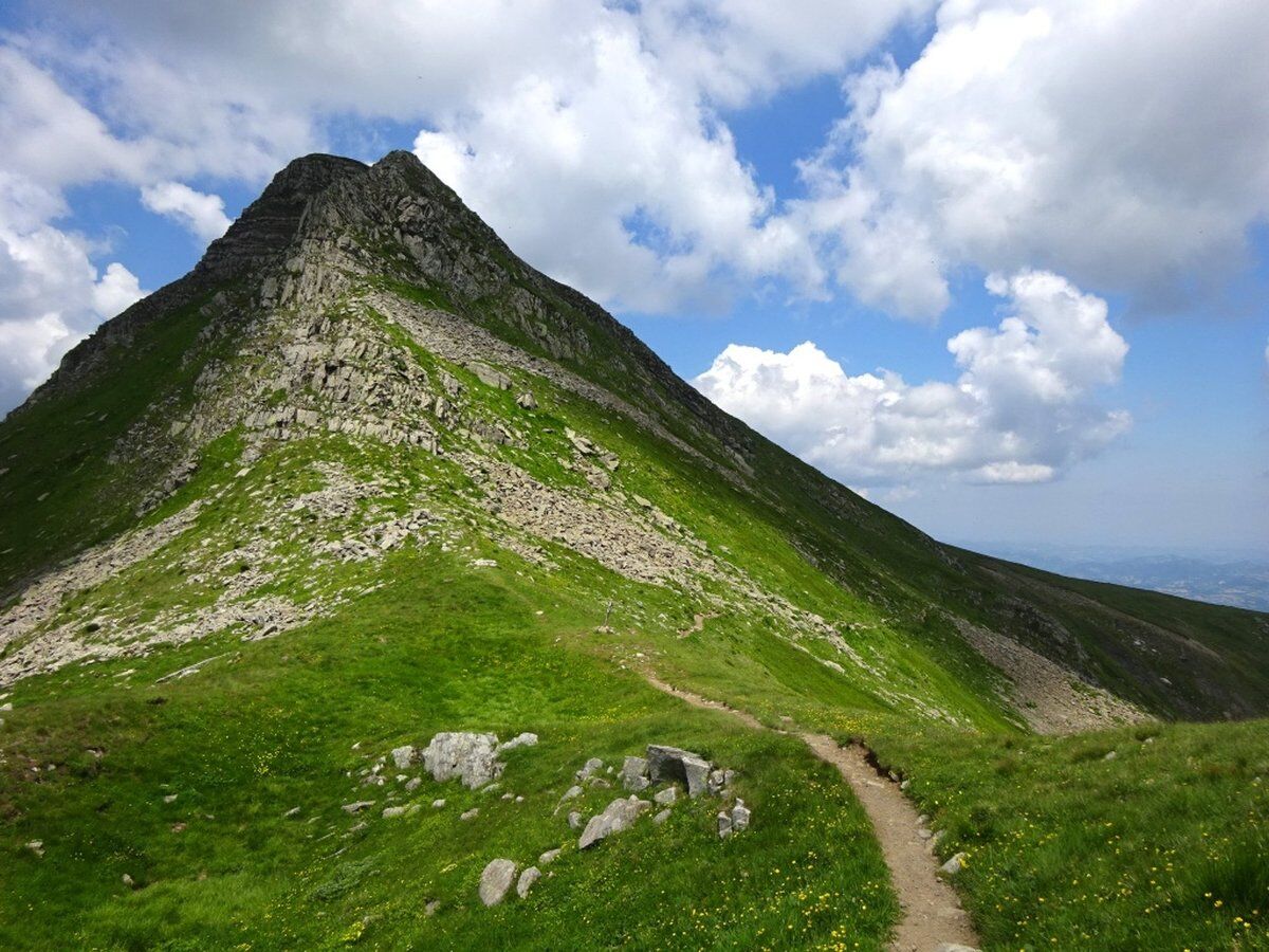 Trekking ai piedi del Monte Cusna con pranzo in Osteria Trekking ai piedi del Monte Cusna con pranzo in Osteria desktop picture