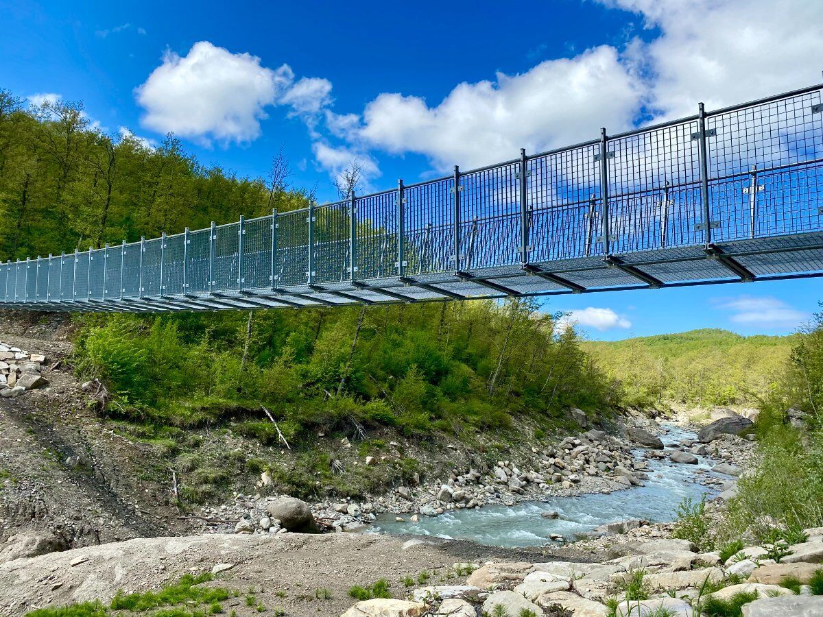 Trekking tra i salti del Diavolo e il nuovo ponte tibetano Trekking tra i salti del Diavolo e il nuovo ponte tibetano desktop picture